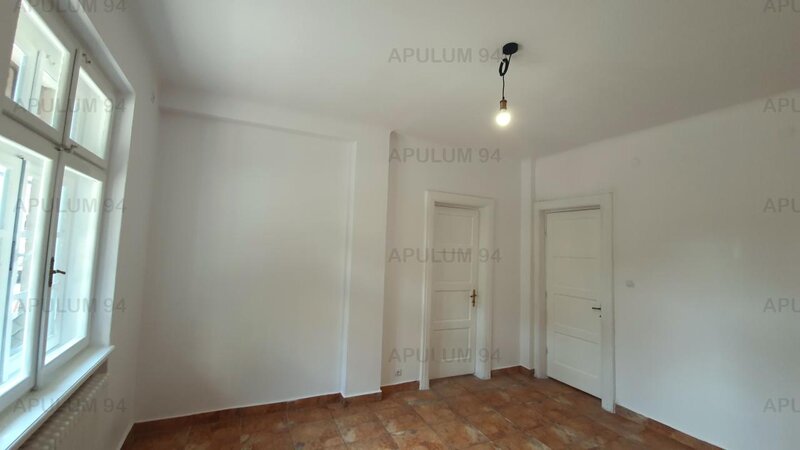 Apartament/Spatiu Ultracentral Imobil Interbelic | Romana